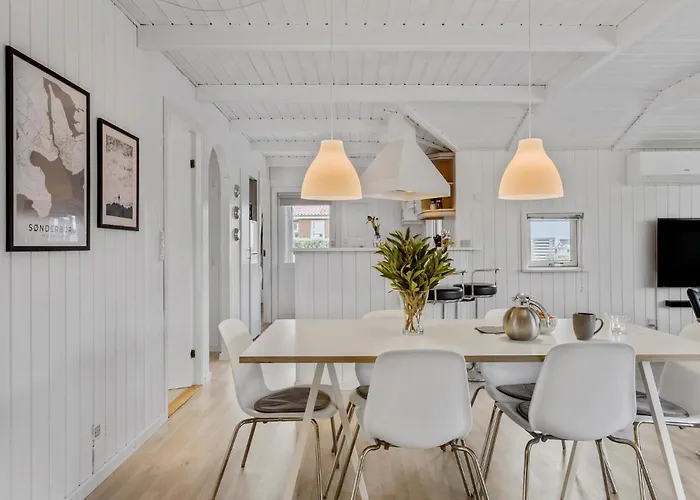 Σπίτι διακοπών 3 Bedroom Awesome In
